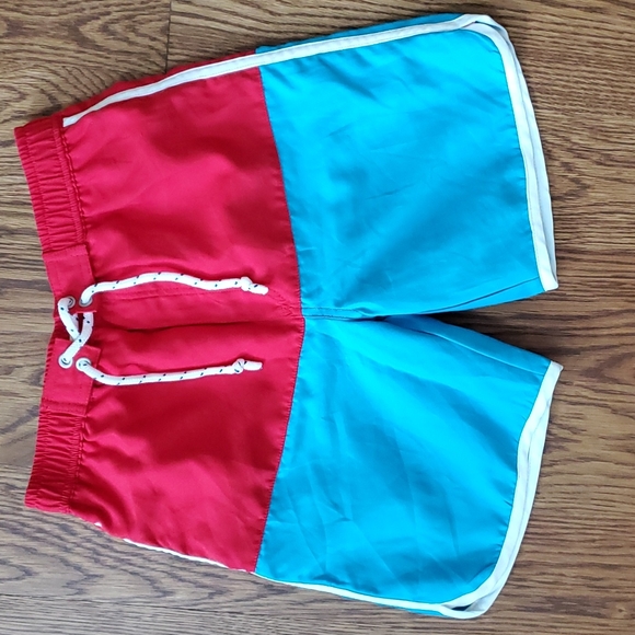 Toobydoo Boys Swim Shorts - size 9-10 - like new - Picture 1 of 3